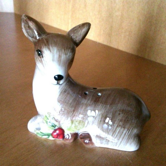 Salt & Pepper Shaker Set Cracker Barrel Ceramic Deer Susan Winget Christmas Gift - Picture 10 of 16